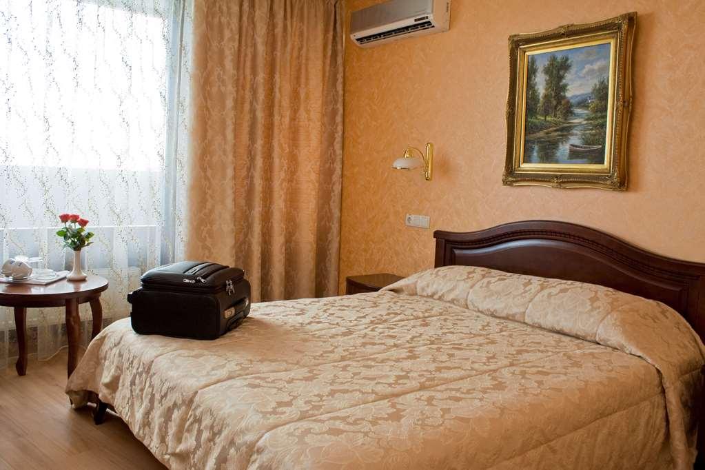 Salute Hotel Kiev Phòng bức ảnh