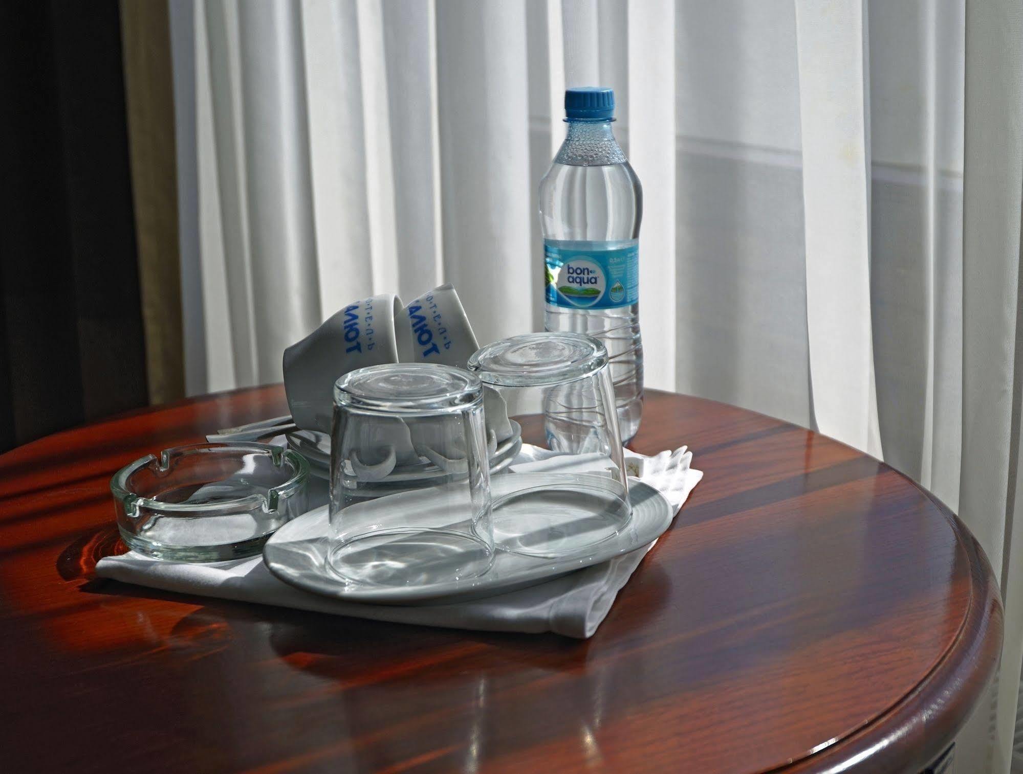 Salute Hotel Kiev Ngoại thất bức ảnh
