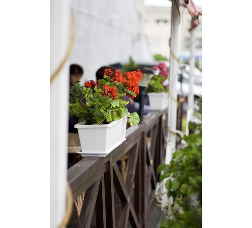 Salute Hotel Kiev Ngoại thất bức ảnh