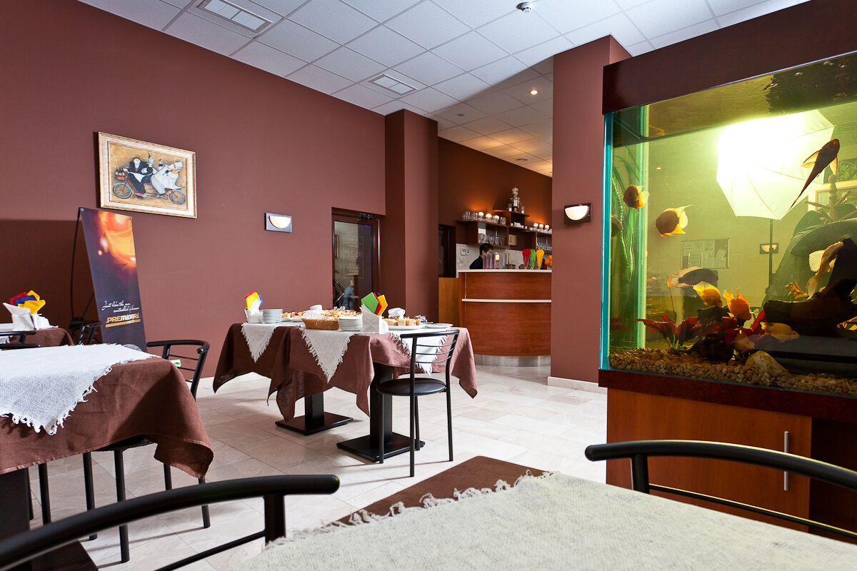 Salute Hotel Kiev Ngoại thất bức ảnh